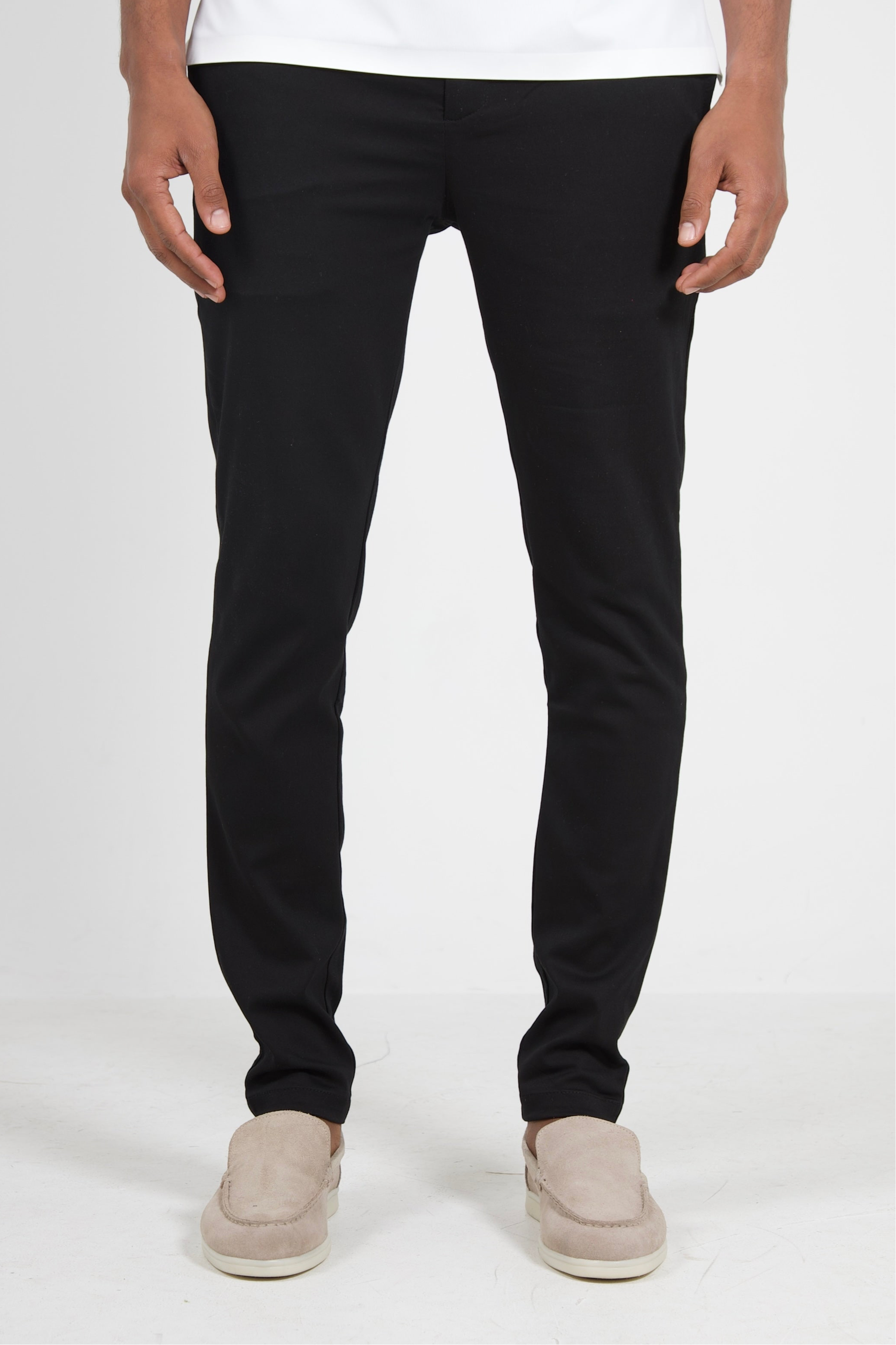 Spezzano Chino - Black